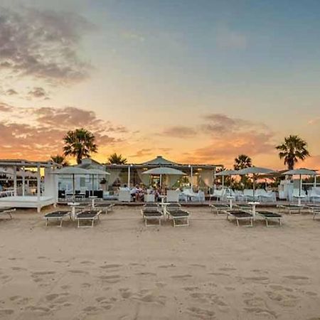 ### Appartamenti Sulla Spiaggia Al Poetto ### กาญารี ภายนอก รูปภาพ